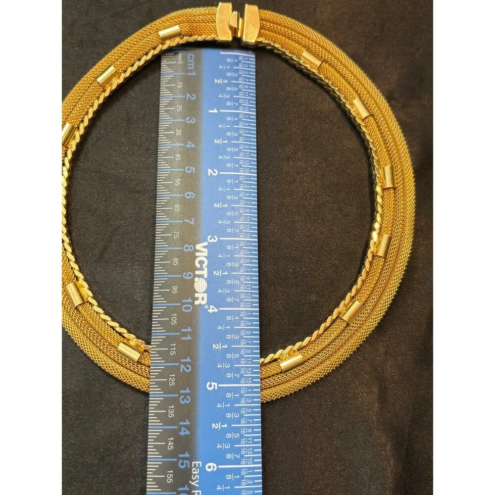 Vintage Gold Tone Mesh Necklace and Pedant 70g
